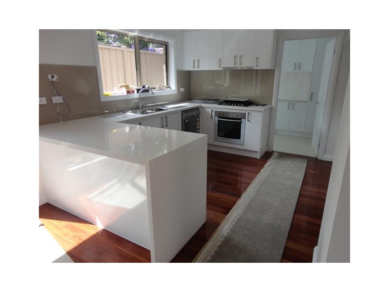 2/18 Tasman Street, Preston VIC 3072