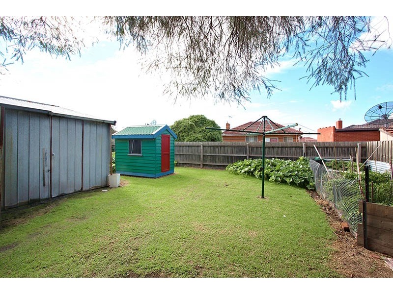 16 West Street, Pascoe Vale VIC 3044