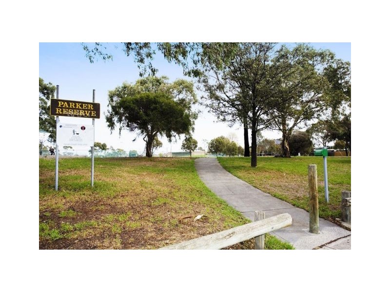 4/1 Headley Court, Coburg North VIC 3058