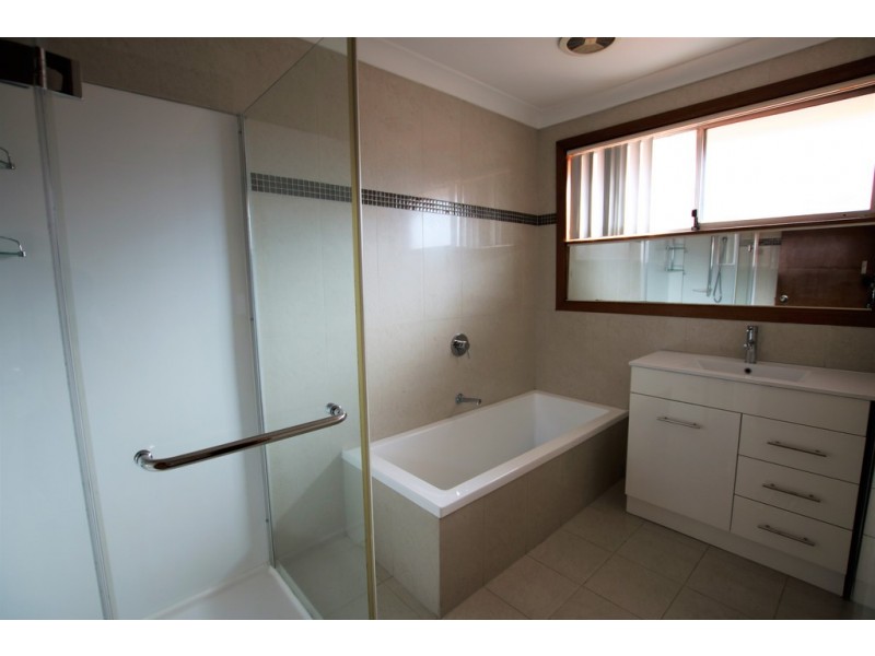 102 Radford Road, Reservoir VIC 3073