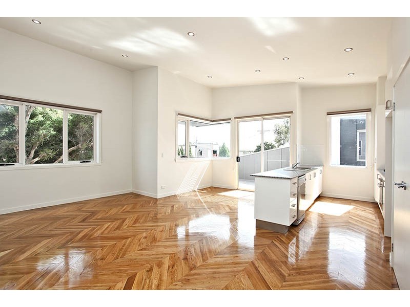 4/2 Cumming Street, Brunswick VIC 3056