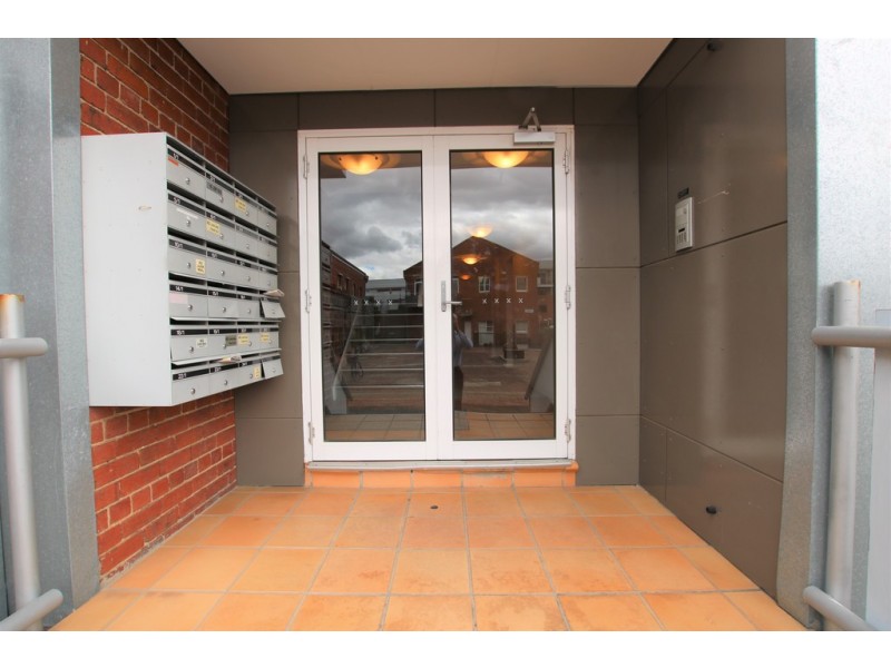 10/1 Pottery Court, Brunswick VIC 3056
