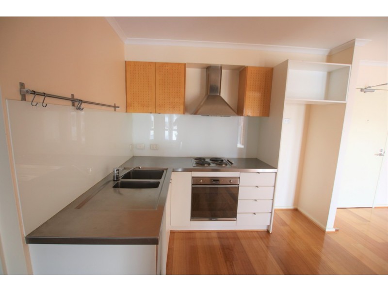 10/1 Pottery Court, Brunswick VIC 3056