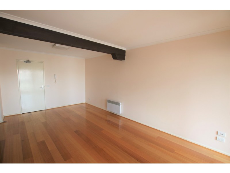10/1 Pottery Court, Brunswick VIC 3056