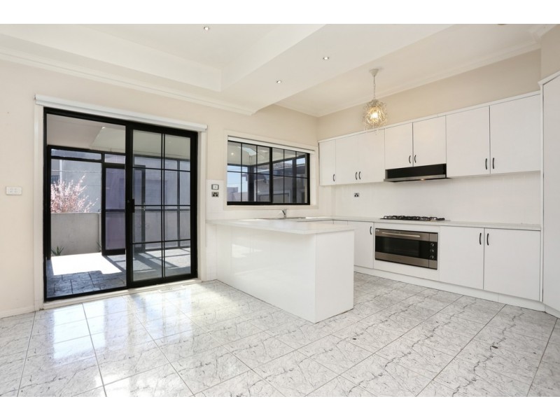 12 Williams Road, Coburg North VIC 3058