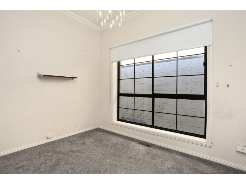 12 Williams Road, Coburg North VIC 3058