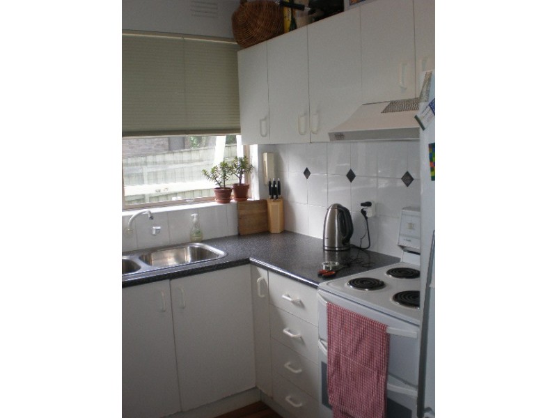 4/5 Allard Street, Brunswick West VIC 3055