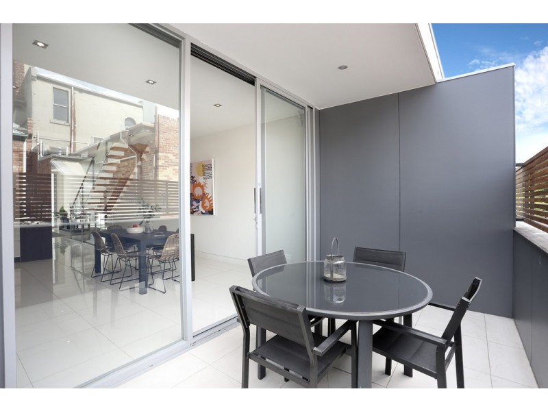 22 Dorrit Street, Carlton VIC 3053