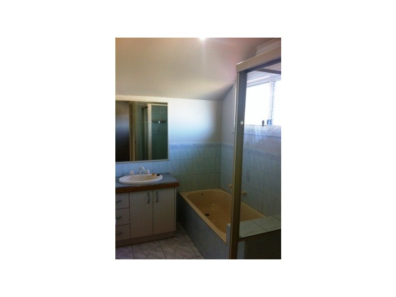 2/268 Wood Street, Preston VIC 3072