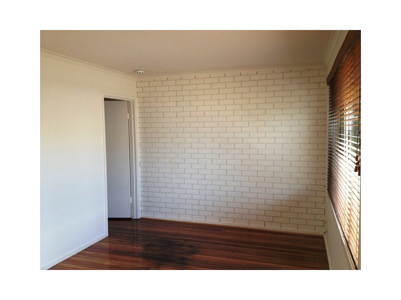 2/4  St. Bernards Road, Alphington VIC 3078