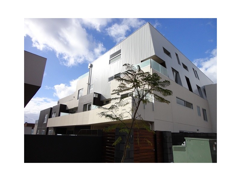 27/8 Berkeley Street, Doncaster VIC 3108