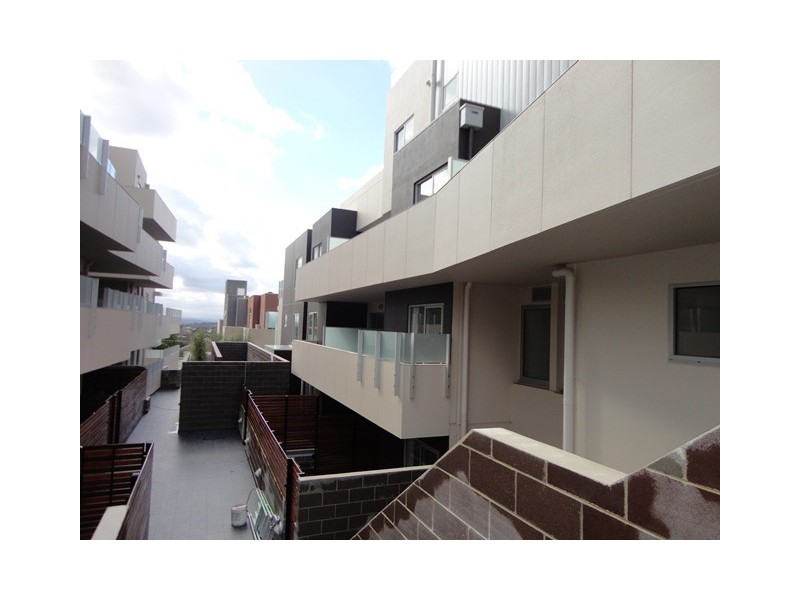 27/8 Berkeley Street, Doncaster VIC 3108