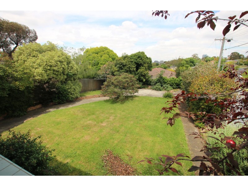 6 St James Road, Heidelberg VIC 3084