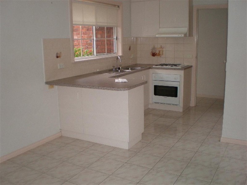 1/1 McCracken Avenue, Pascoe Vale South VIC 3044