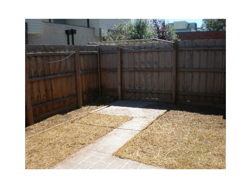 18/16 Pascoe Street, Pascoe Vale VIC 3044