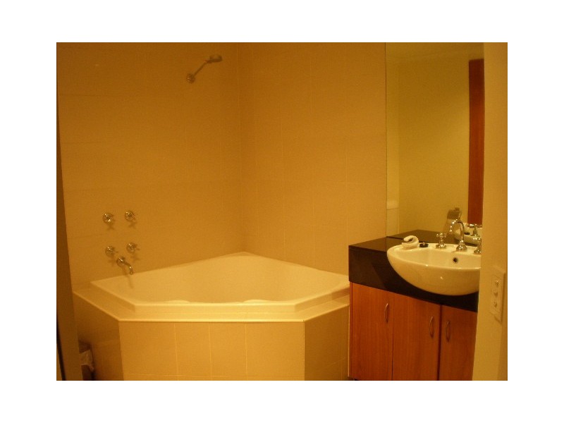 18/197 Lygon Street, Brunswick VIC 3056