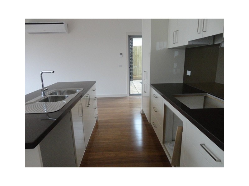 1/27 Horton Street, Preston West VIC 3072