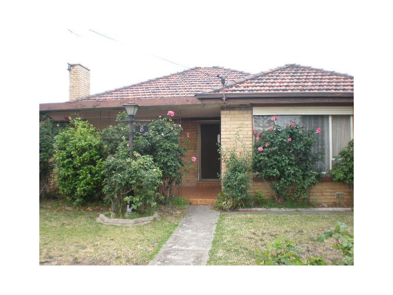 8 Johnson Street, Reservoir VIC 3073
