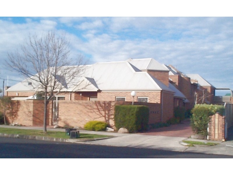 4/36 The Grove, Coburg VIC 3058