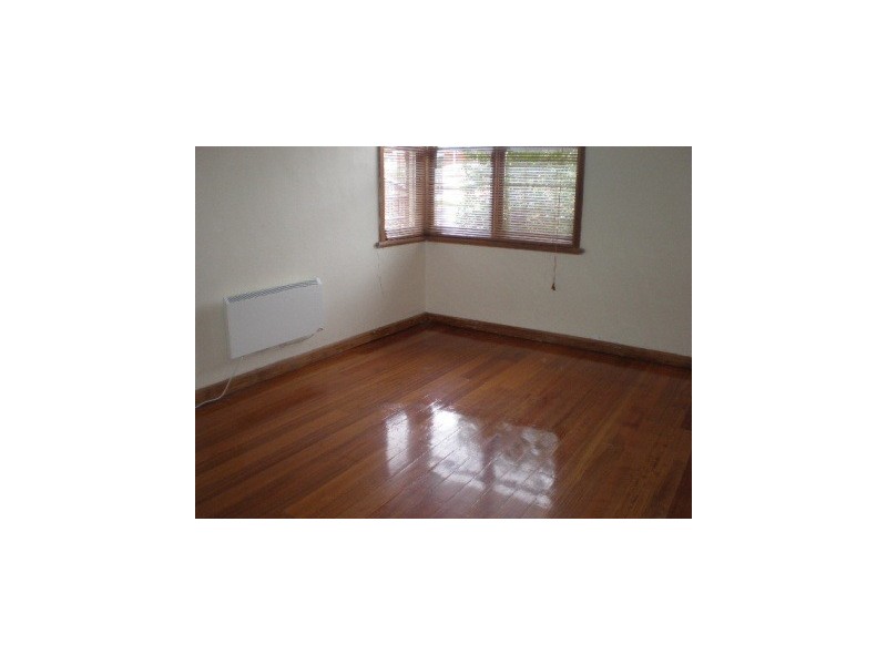 13 Emerald Street, Preston VIC 3072