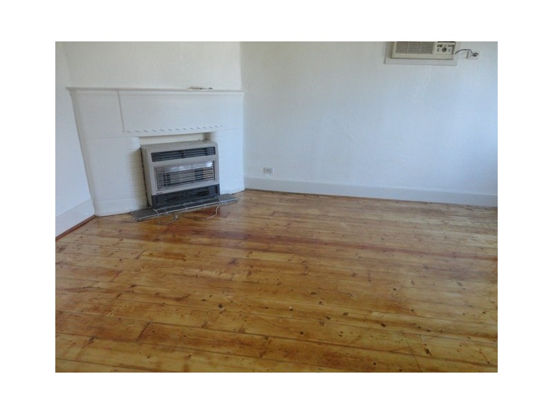 27 Salisbury Street, Coburg VIC 3058