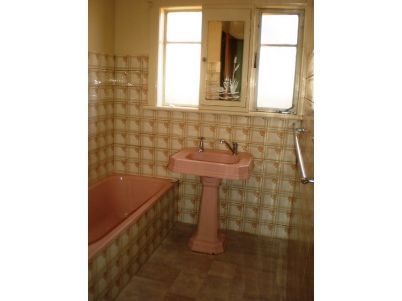 28 Carr Street, Coburg North VIC 3058