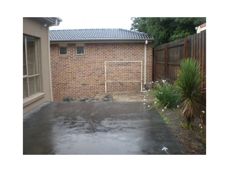 1/64 Bolingbroke Street, Pascoe Vale VIC 3044