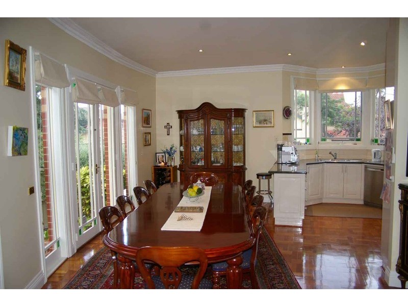 18 Carson Street, Kew VIC 3101