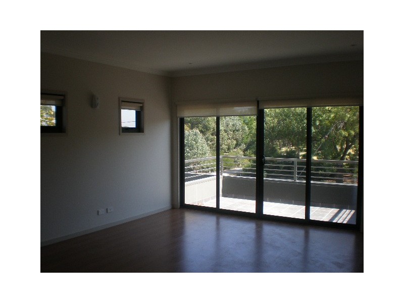 1/142 Kent Road, Pascoe Vale VIC 3044