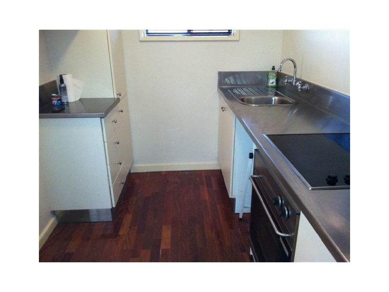 10/76 Heller Street, Brunswick VIC 3056