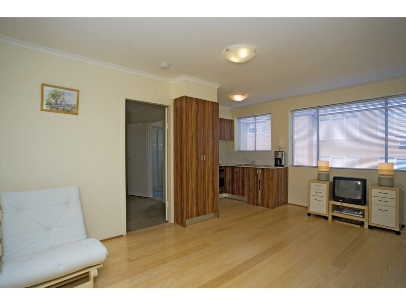 24/556 Moreland Road, Brunswick West VIC 3055