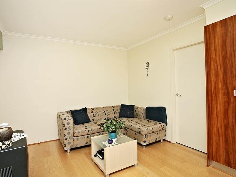 24/556 Moreland Road, Brunswick West VIC 3055