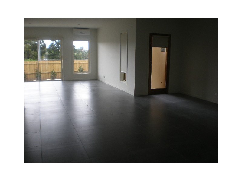 2/20 Beetham Parade, Rosanna VIC 3084