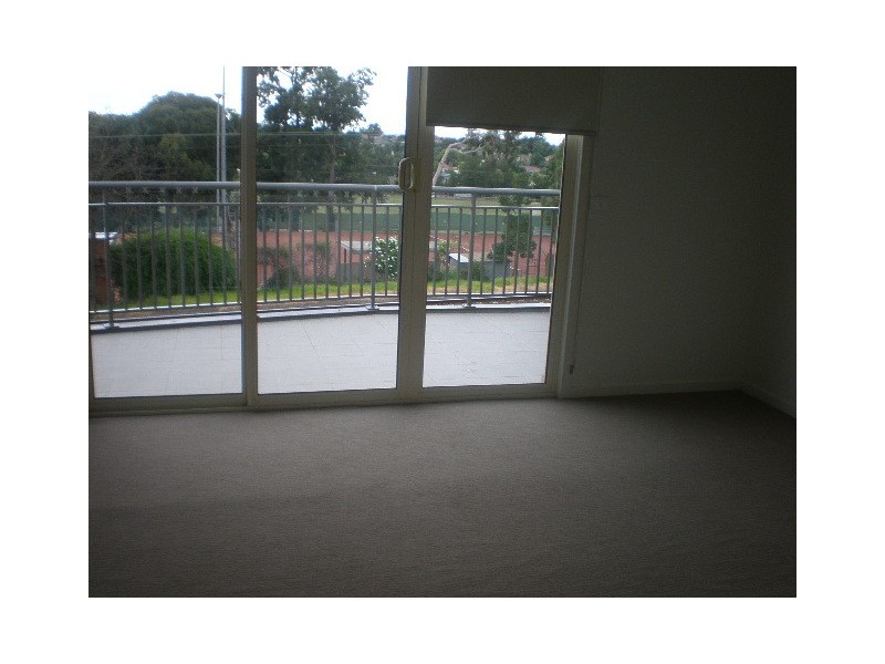 2/20 Beetham Parade, Rosanna VIC 3084