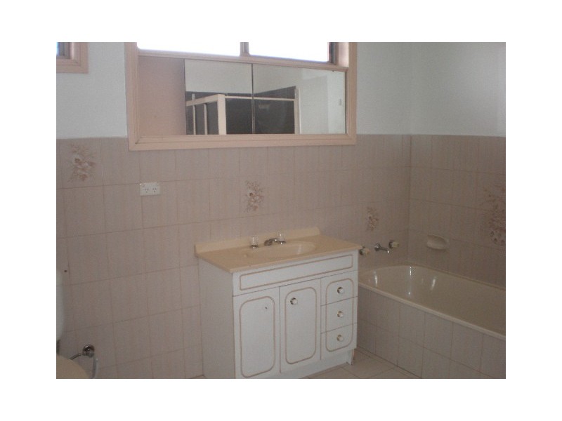 2/139 Weston Street, Brunswick VIC 3056