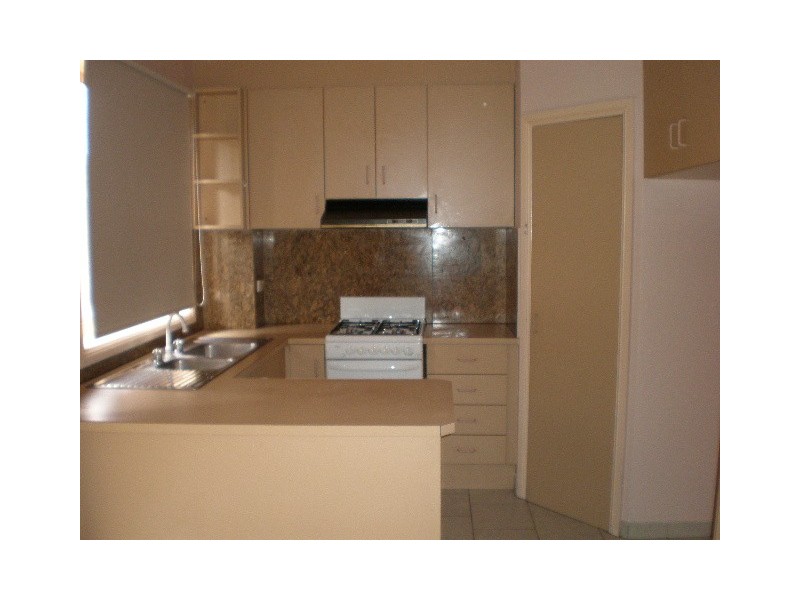 2/139 Weston Street, Brunswick VIC 3056