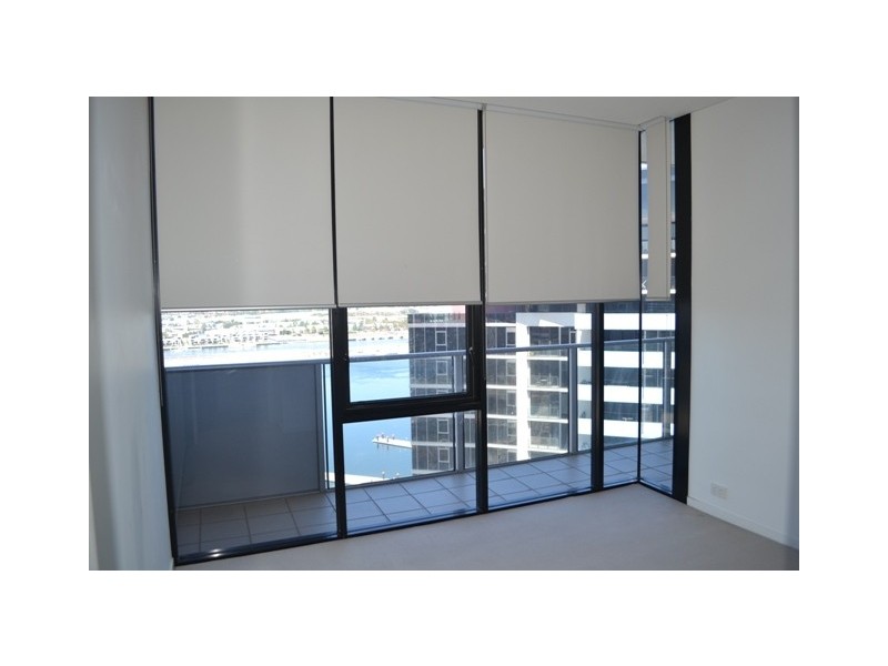 2002/20 Rakaia Way, Docklands VIC 3008