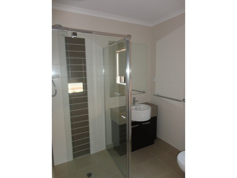 5 Pier Way, Point Cook VIC 3030