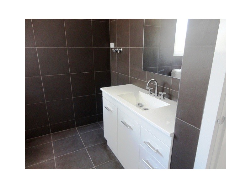 3/15 Maude Avenue, Glenroy VIC 3046