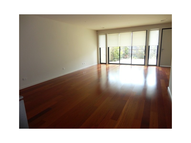 41 Parkville Avenue, Parkville VIC 3052