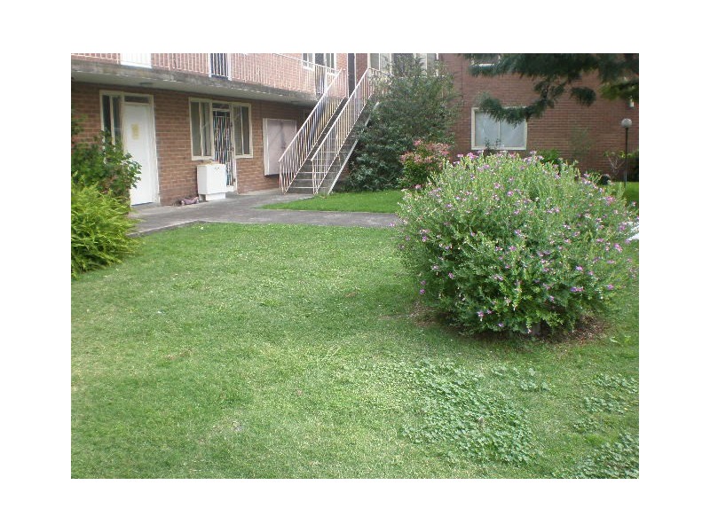 9/2 Alice Street, Coburg VIC 3058