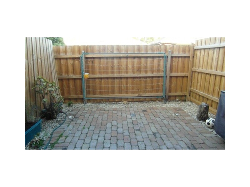 9/516 Moreland Road, Brunswick VIC 3056