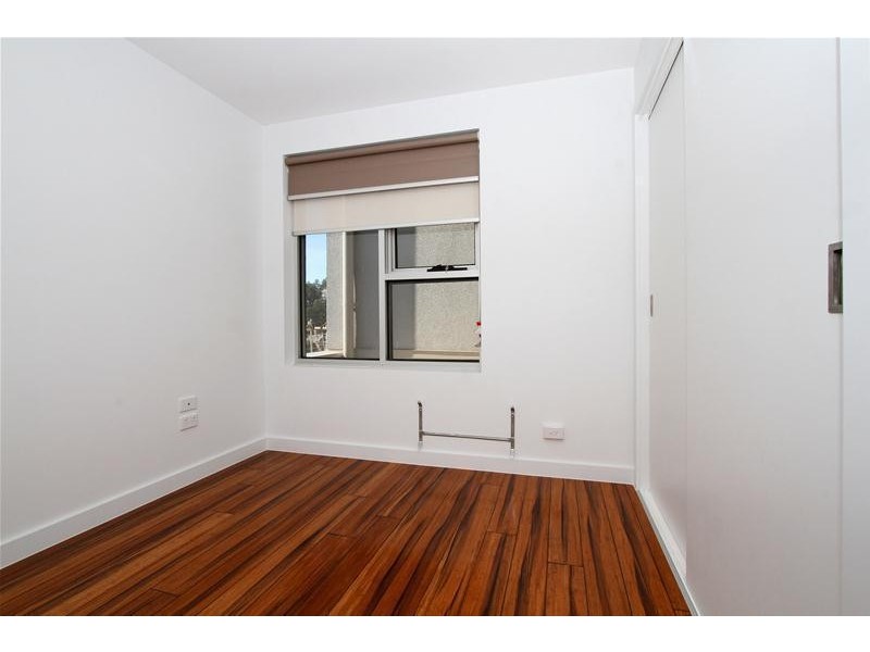 692 High Street, Northcote VIC 3070