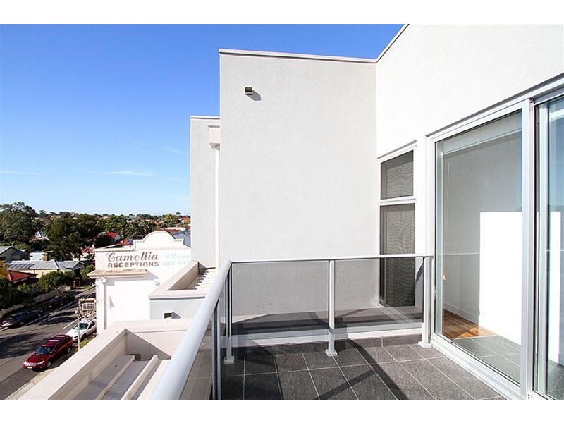 692 High Street, Northcote VIC 3070