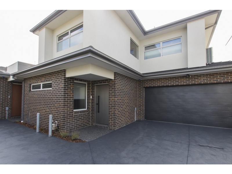 2/52 Warwick Road, Pascoe Vale VIC 3044