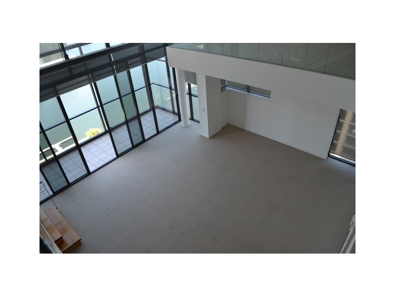 2002/20 Rakaia Way, Docklands VIC 3008