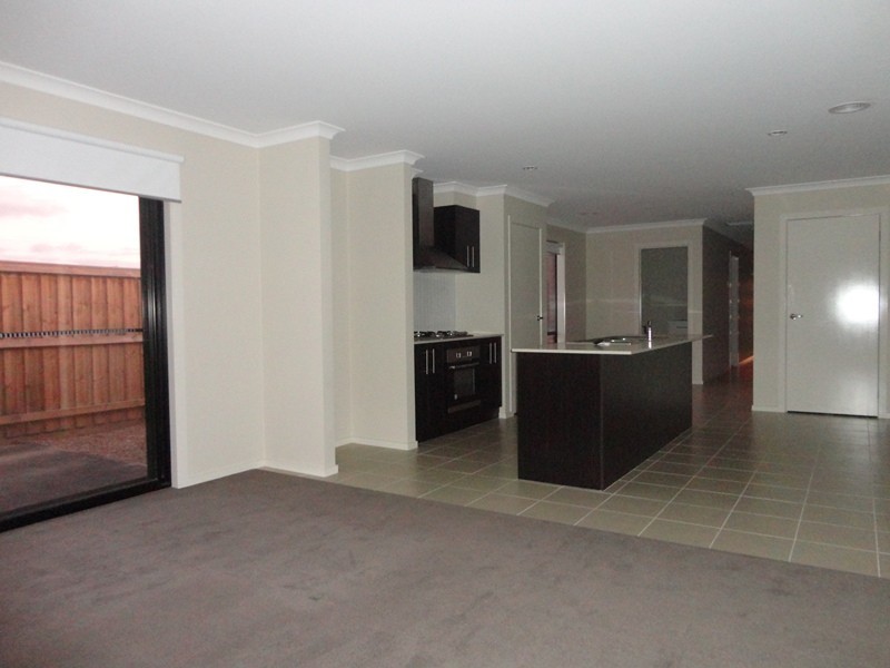 9 Aspect Drive, Doreen VIC 3754