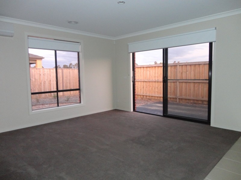 9 Aspect Drive, Doreen VIC 3754