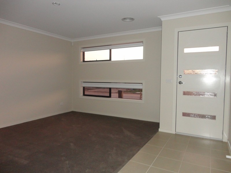 9 Aspect Drive, Doreen VIC 3754