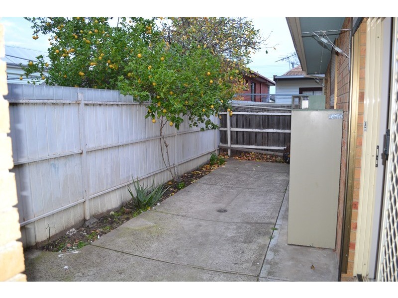 2/268 Wood Street, Preston VIC 3072